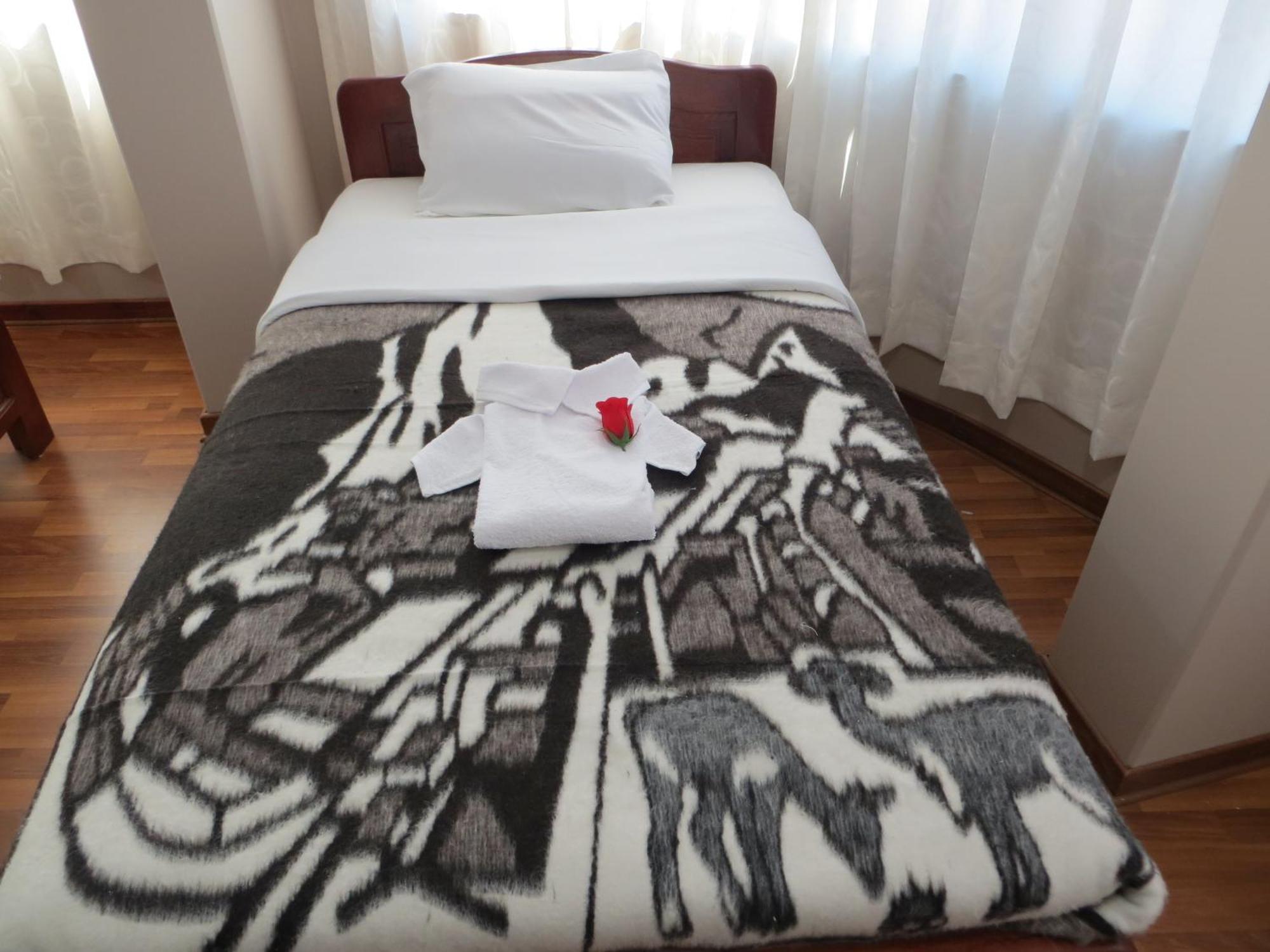 La Casa De Yoni Otel Puno Dış mekan fotoğraf
